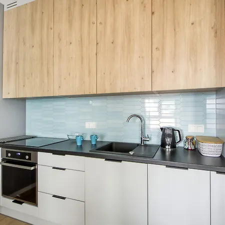 Apartment Night Metro Plocka *